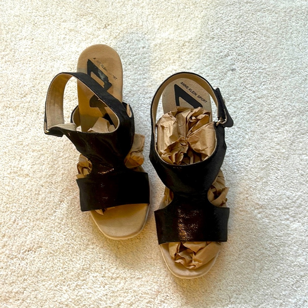 Anne Klein black strap sandals. Size 6.5